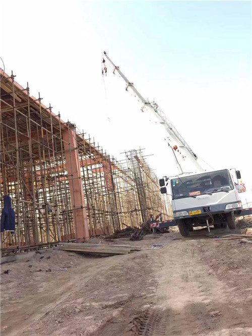 沂南县25 吨、50 吨吊车怎么选？多大重量 / 半径适合对应车型？